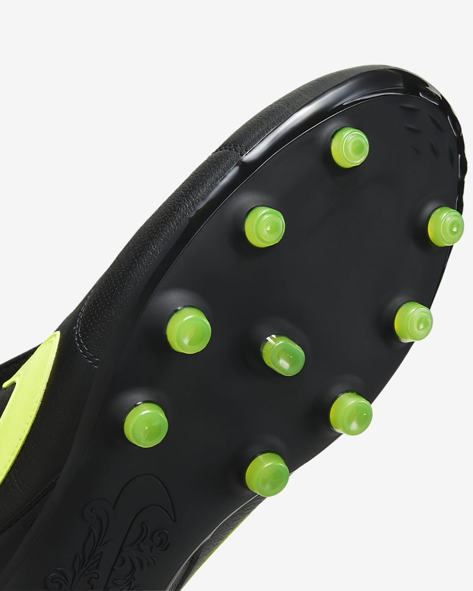 Nike Premier 3 FG Low Top Soccer Cleats